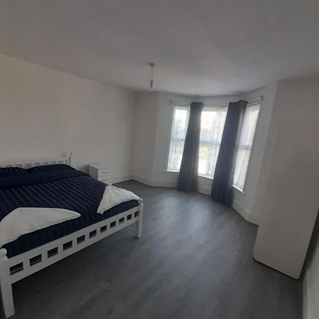 Rayan'S Lodge Stratford 런던 외부 사진